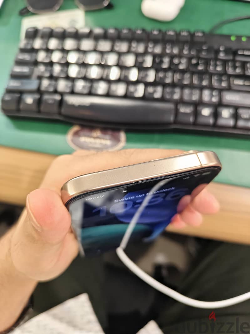 Apple - iPhone 16 Pro Max 3