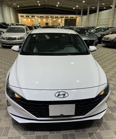 هيونداي إلنترا 2023 بيضاء | 2023 Hyundai Elantra White