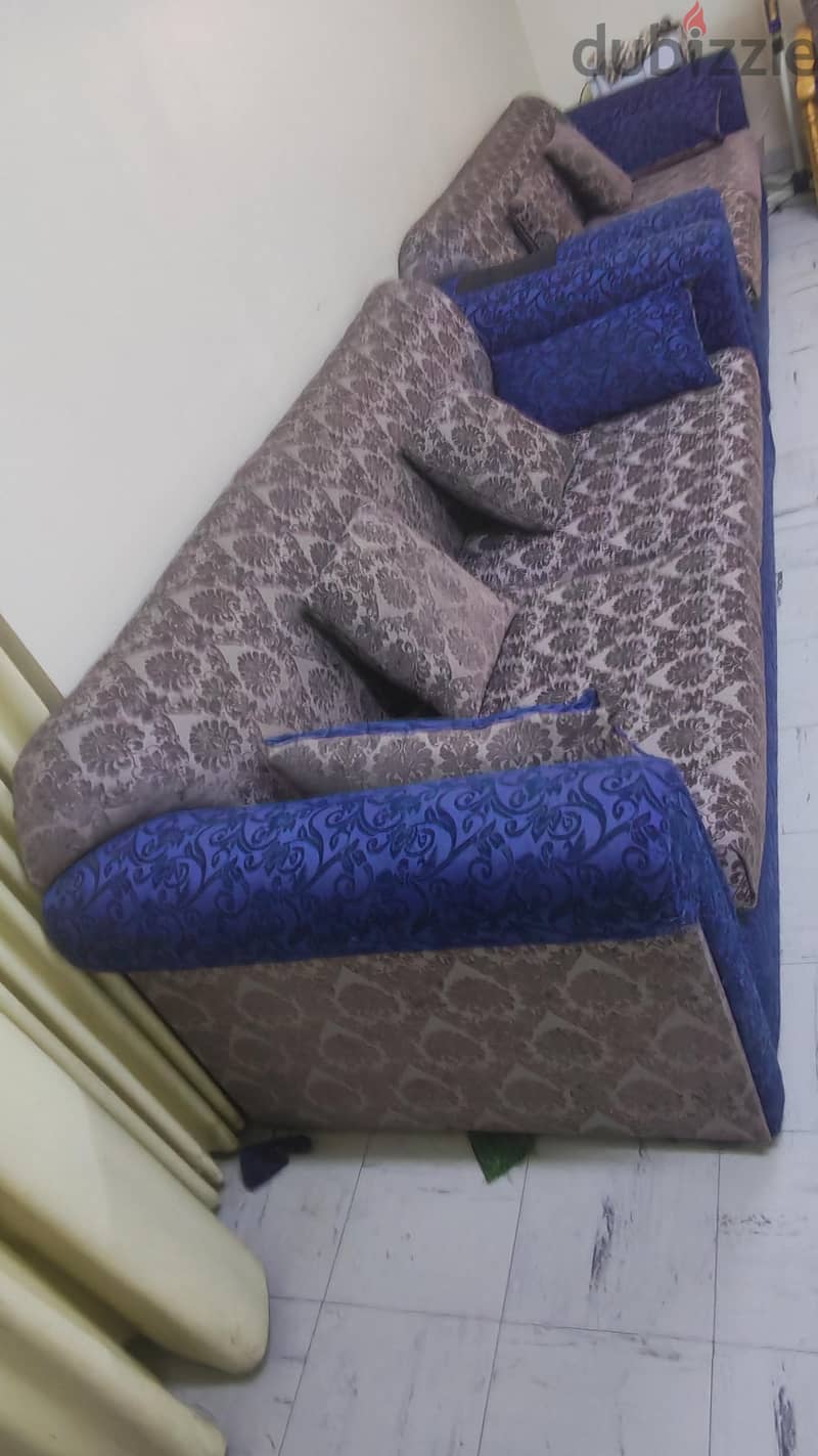 6 Seater Sofa (3 Seater Sofa x 2) 4