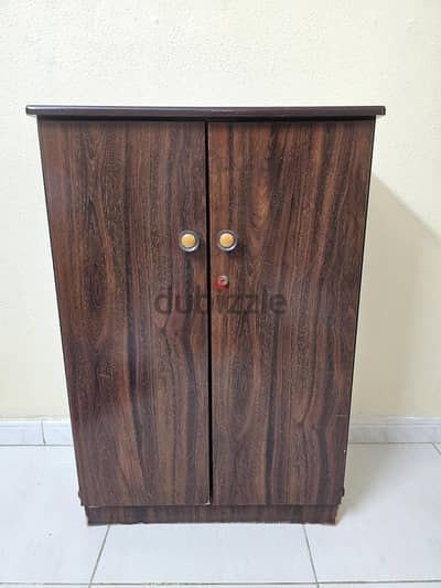جزامة مستعملة   used shoe storage cabinet