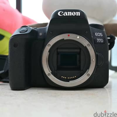 DSLR Camera 24.2MP APS-C CMOS Sensor Full HD Video Lithium Battery