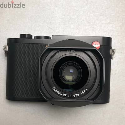 Professional Leicas Q2 47.3 MP DSLR Camera CMOS Sensor