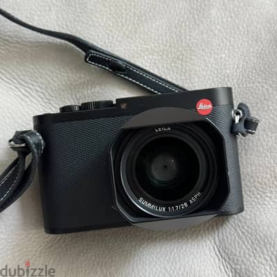 DSLR Camera with Dual Screen 17x-30x Optical Zoom 2"-3" Screen