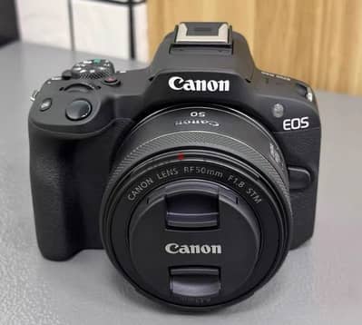 R50 DSLR 24MP 18-45mm Lens 4K Video Fixed Focus