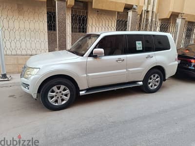 ميتسوبيشي باجيرو 2017