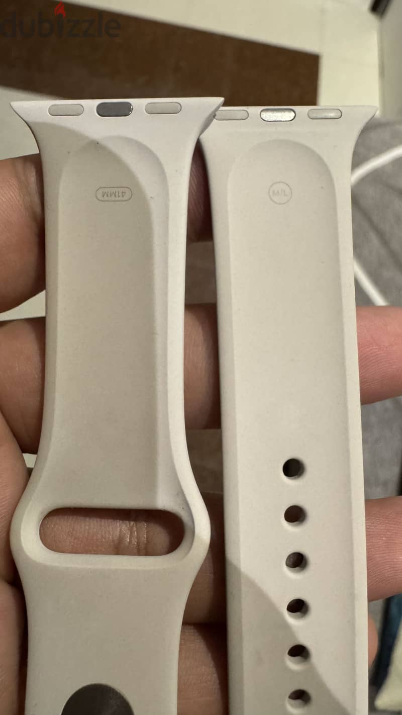 Apple Watch S8 41mm | 100 BH | With Charger , Bands , Protector 6