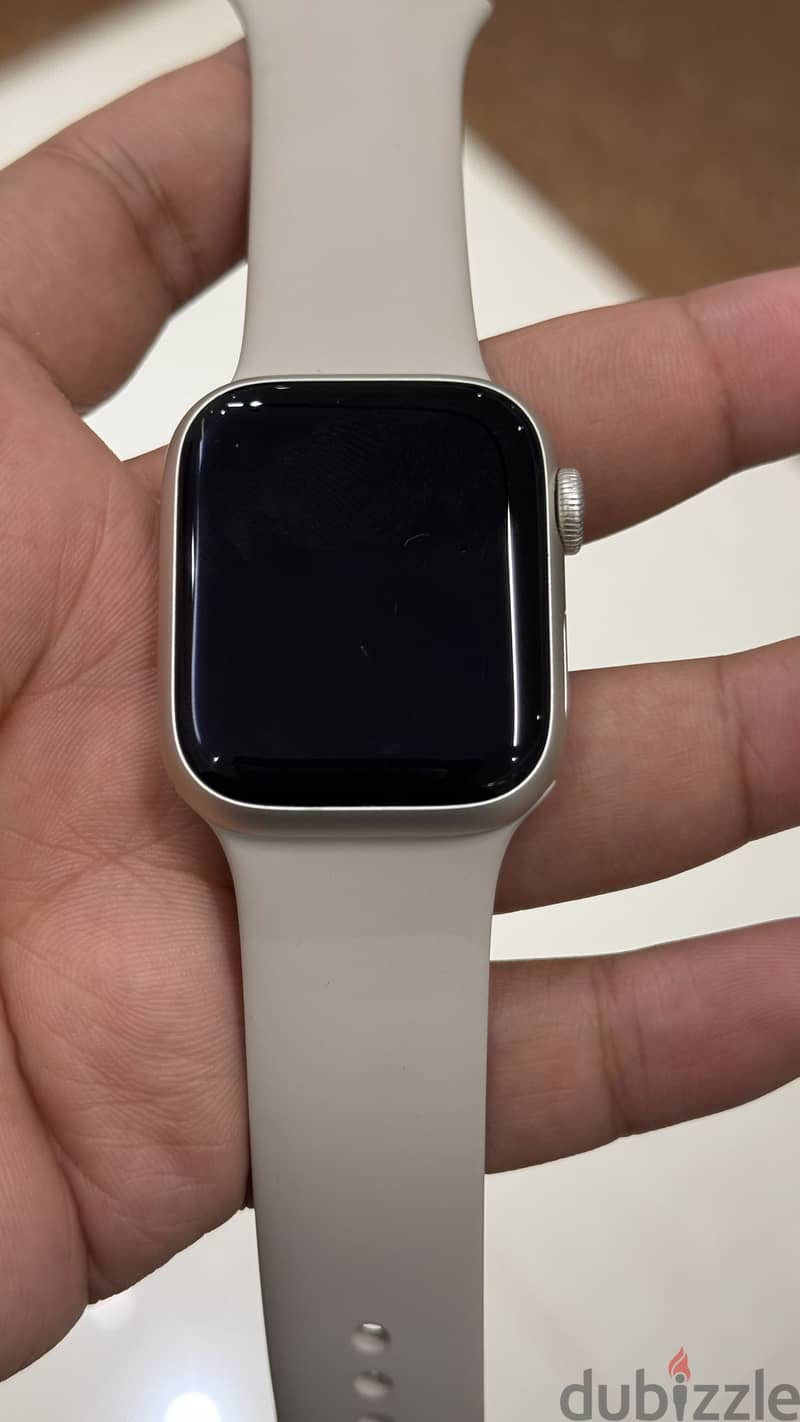 Apple Watch S8 41mm | 100 BH | With Charger , Bands , Protector 9