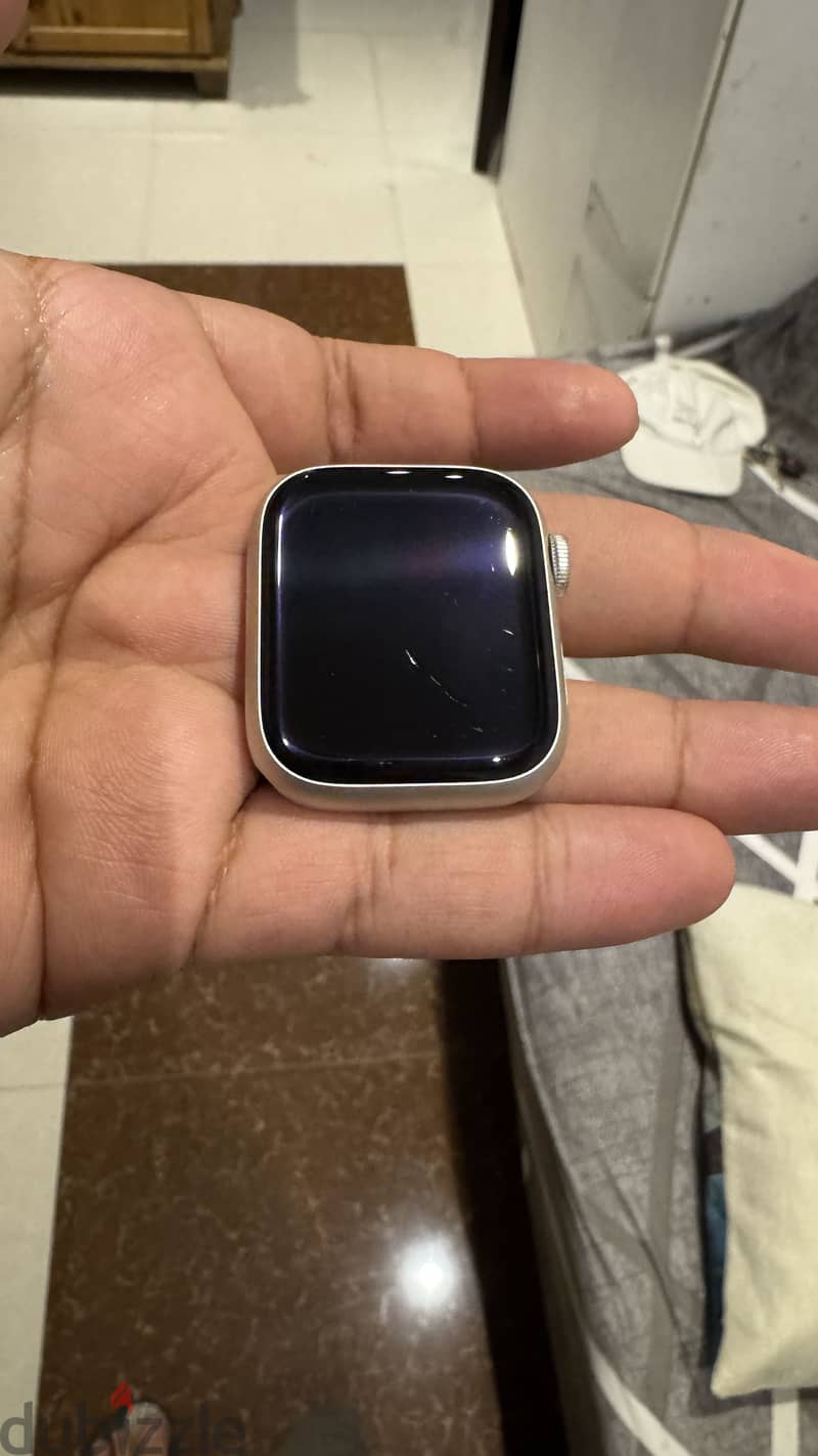 Apple Watch S8 41mm | 100 BH | With Charger , Bands , Protector 16