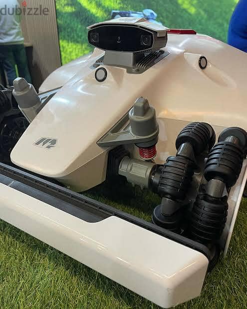 Mammotion LUBA 2 AWD 1