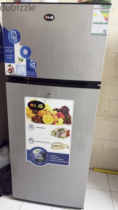 3 months used Fridge for sale