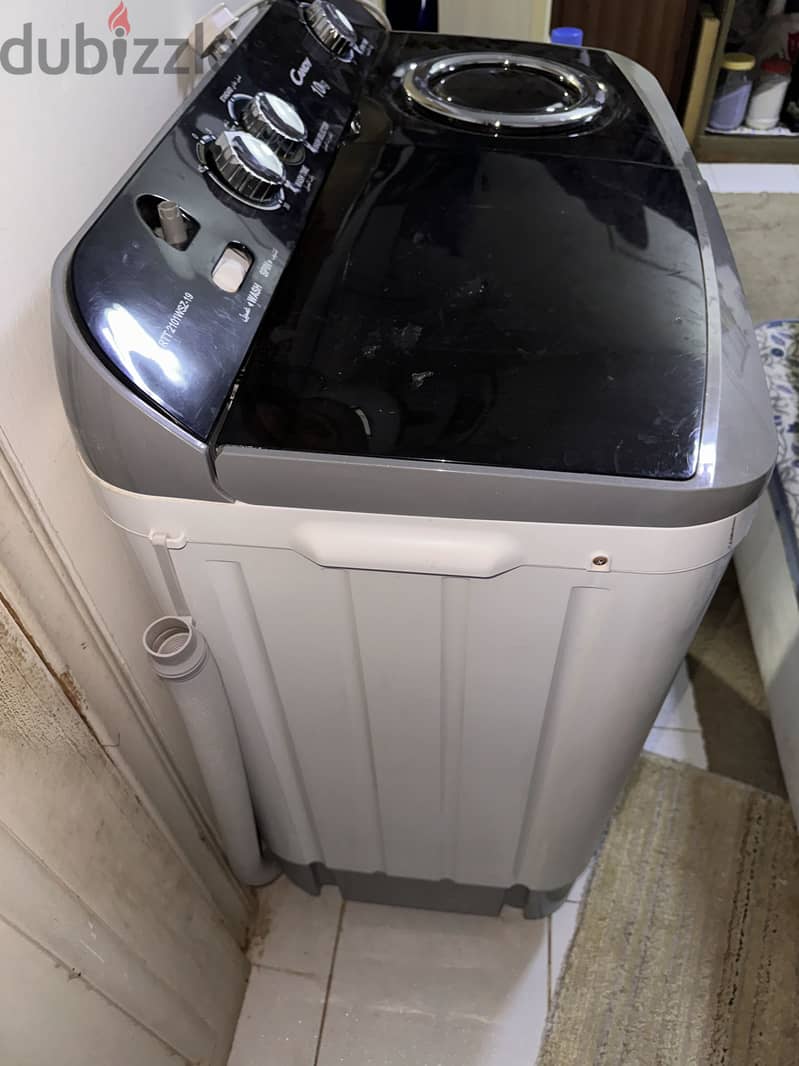 Like new washing machines all good condition 10kg urgent sell 9