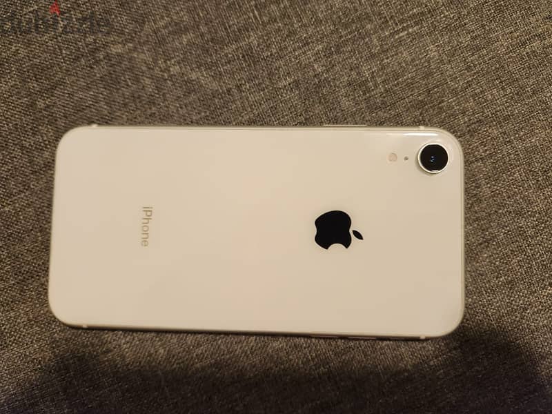 Apple IPhone XR 128GB White 1