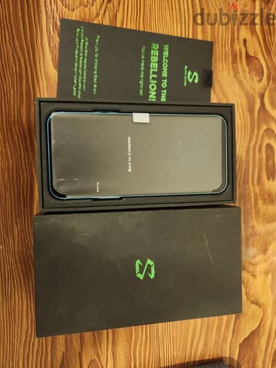 Xiaomi Black Shark 2 (128GB) Gaming Smartphone