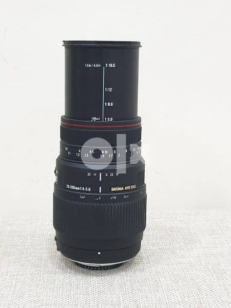 Sigma 70-300 mm Macro Zoom Lens for Nikon 0