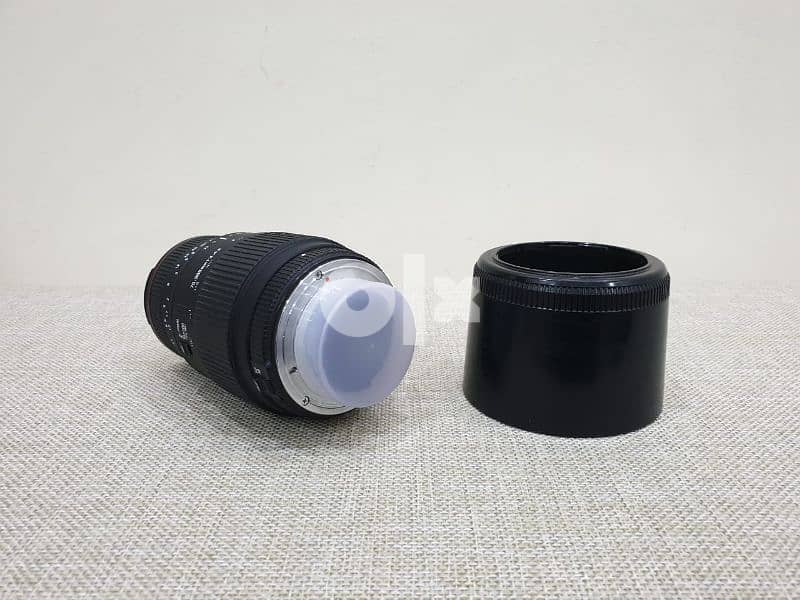 Sigma 70-300 mm Macro Zoom Lens for Nikon 2