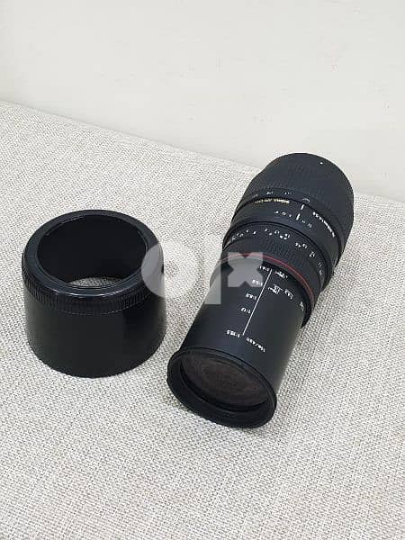 Sigma 70-300 mm Macro Zoom Lens for Nikon 3